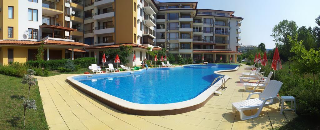 Menada Diamond Bay Apartments Słoneczny Brzeg Zewnętrze zdjęcie